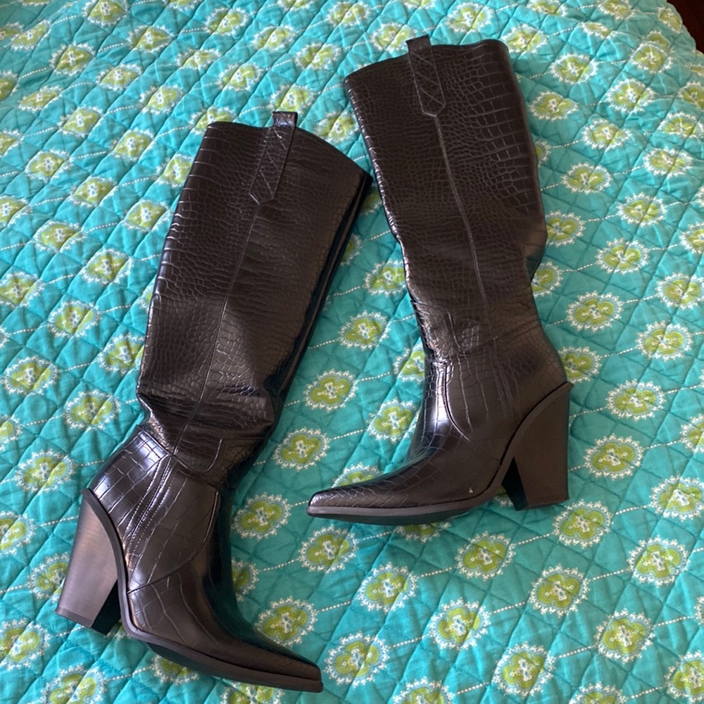 Nasty Gal Bad A** Tall black 🐊 boots!